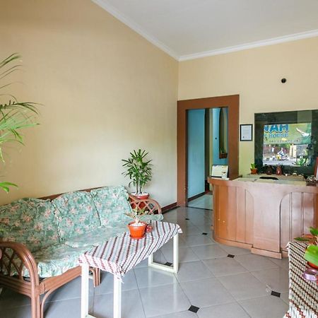 Reddoorz Syariah @ Sakinah Guesthouse Sragen Extérieur photo